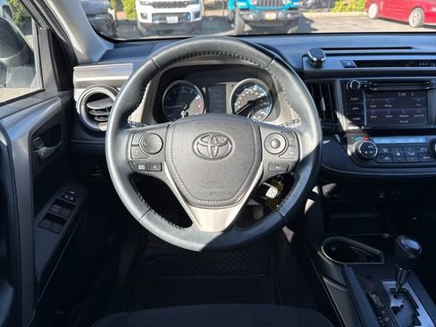 Used 2017 Toyota RAV4 XLE w/ Plus Special Value Package AWD/4WD image 9