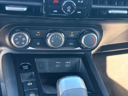 Certified 2025 Nissan Kicks SV w/ Interior Electronics Package FWD image 26