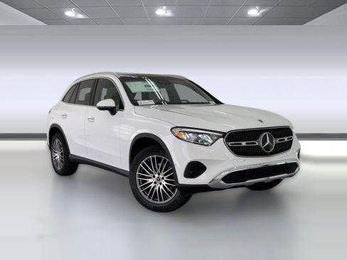 New 2026 Mercedes-Benz GLC 300 image 6