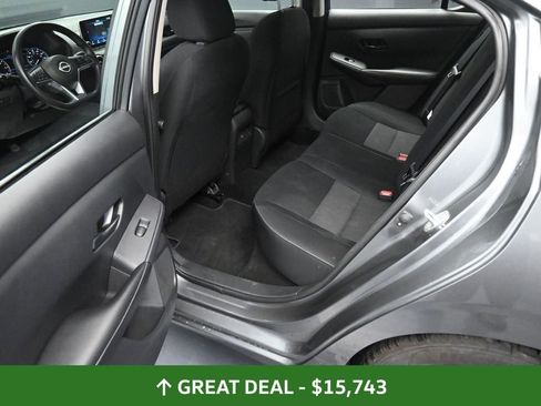 Used 2024 Nissan Sentra SV image 18