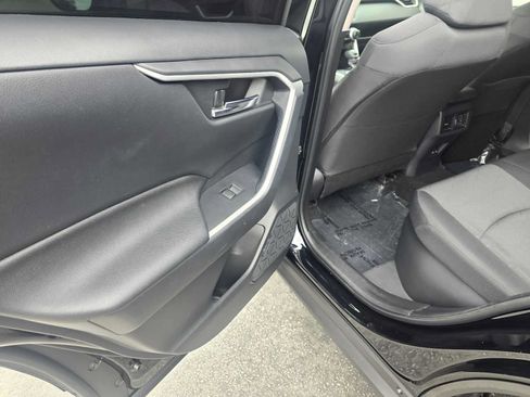 Used 2024 Toyota RAV4 XLE AWD/4WD image 16