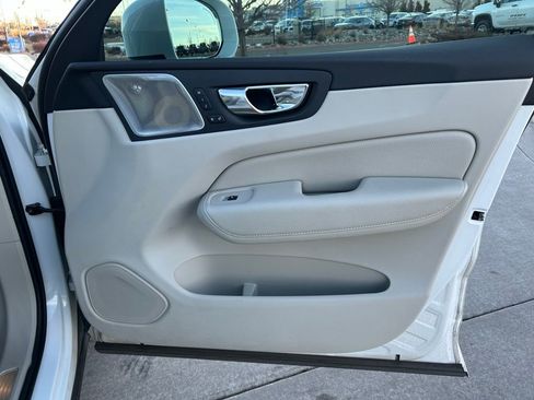 Used 2019 Volvo XC60 T6 Inscription w/ Protection Package Premier image 31