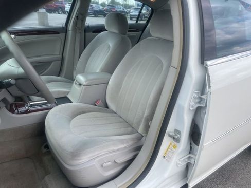 Used 2006 Buick Lucerne CX image 20