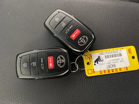 Used 2025 Toyota Camry LE FWD image 24