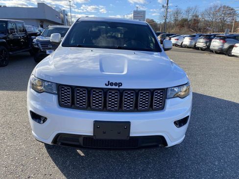 Certified 2021 Jeep Grand Cherokee Laredo X image 9