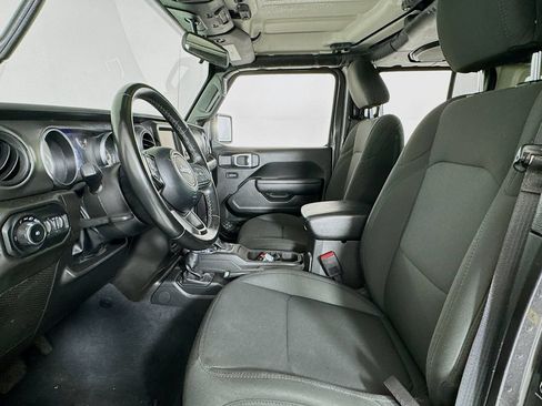 Used 2022 Jeep Wrangler Unlimited Sport AWD/4WD image 11