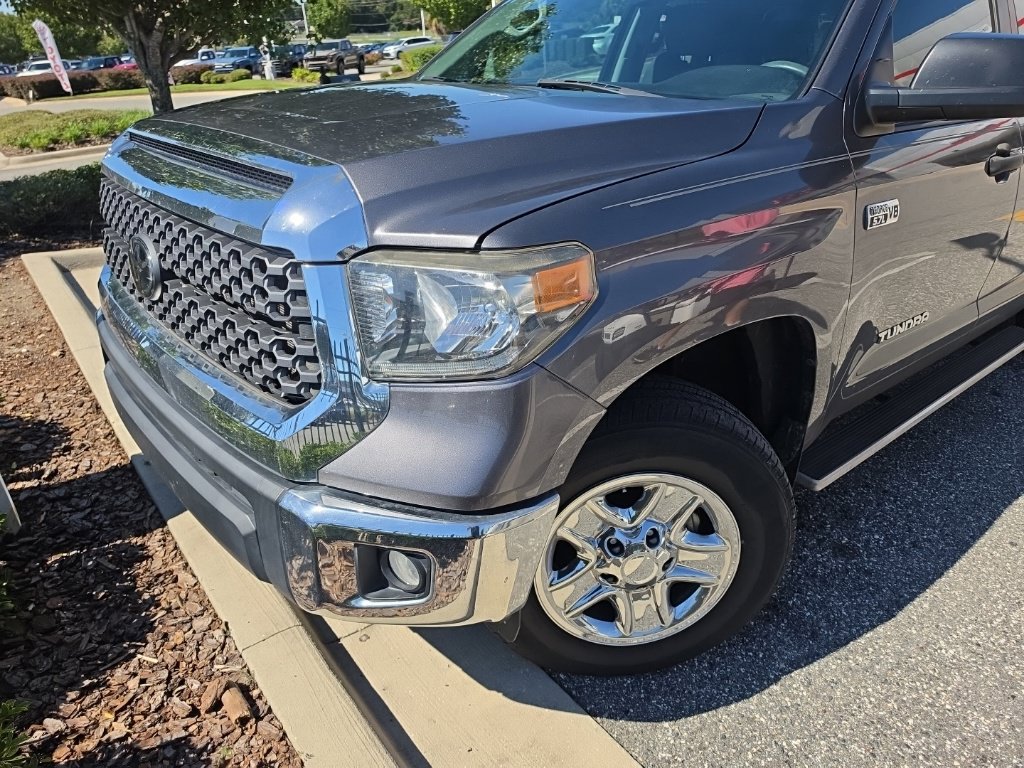 Used 2021 Toyota Tundra SR5 w/ SR5 Upgrade Package AWD/4WD image 1