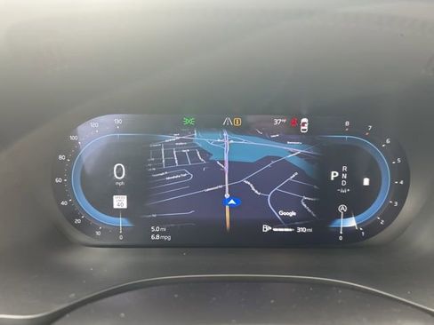 Certified 2025 Volvo XC60 B5 Plus image 20