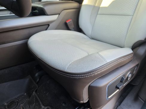 Used 2025 RAM 1500 Laramie image 21