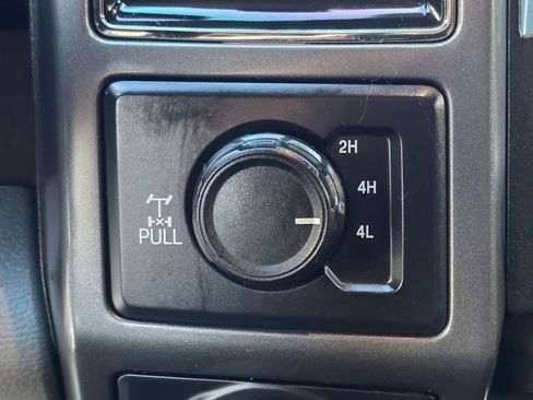 Used 2019 Ford F150 XLT w/ Equipment Group 302A Luxury image 16