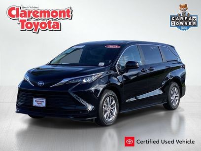 Certified 2025 Toyota Sienna LE