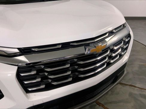 Used 2026 Chevrolet Equinox LT FWD image 28