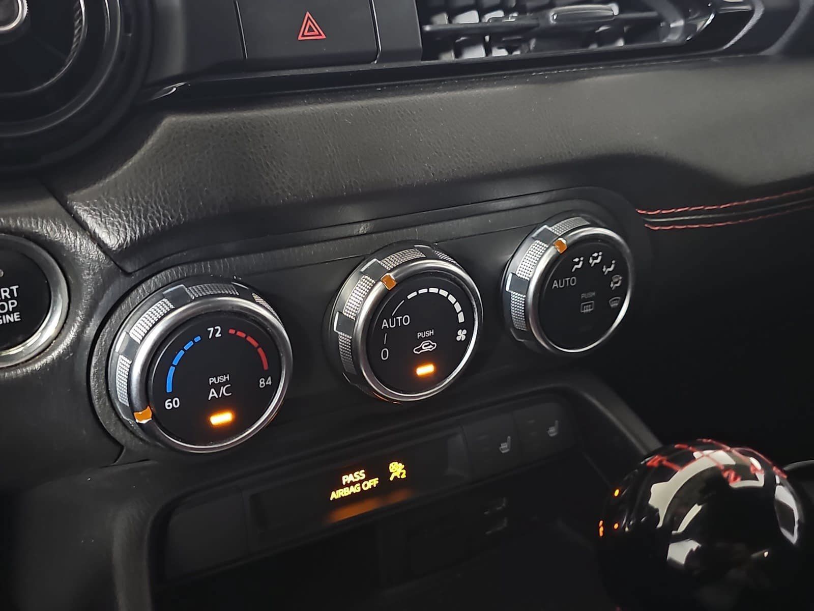 Used 2018 MAZDA MX-5 Miata Grand Touring RWD image 17