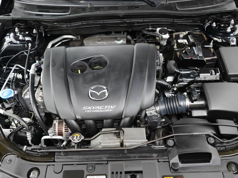 Used 2018 MAZDA MAZDA3 Touring FWD image 30