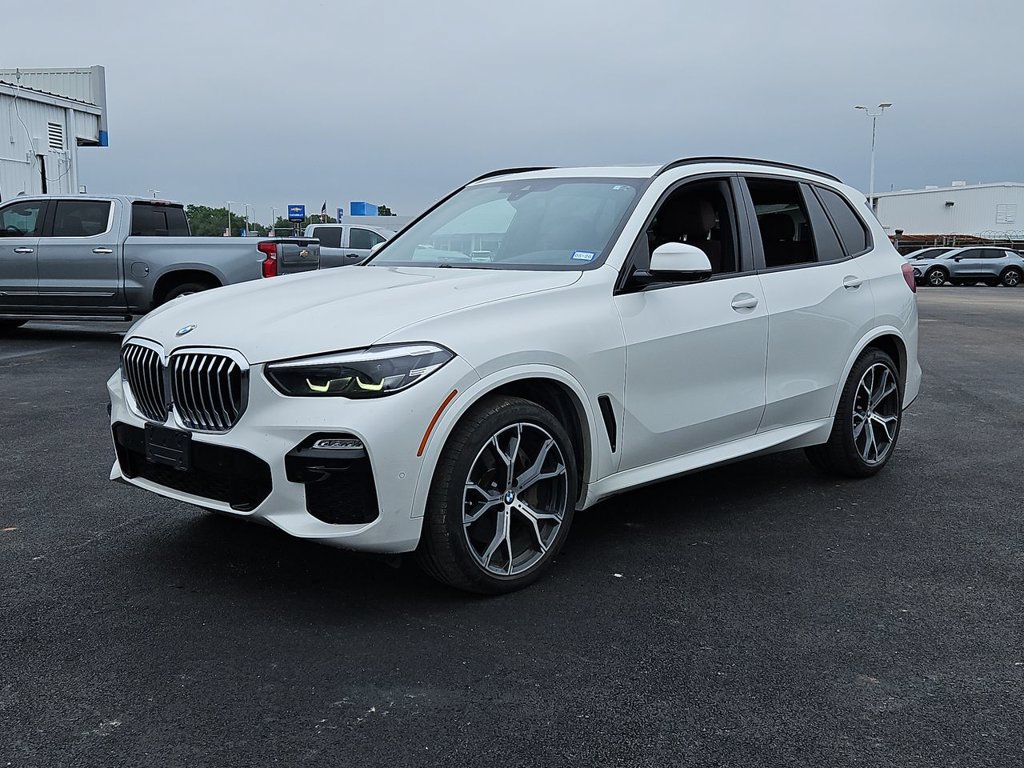 Used 2019 BMW X5 xDrive50i w/ M Sport Package AWD/4WD image 13