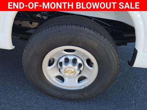 New 2025 Chevrolet Express 2500 w/ Driver Convenience Package image 15