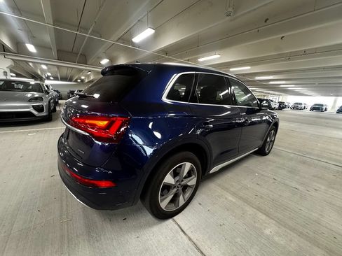 Used 2023 Audi Q5 2.0T Premium Plus w/ Premium Plus Package AWD/4WD image 12
