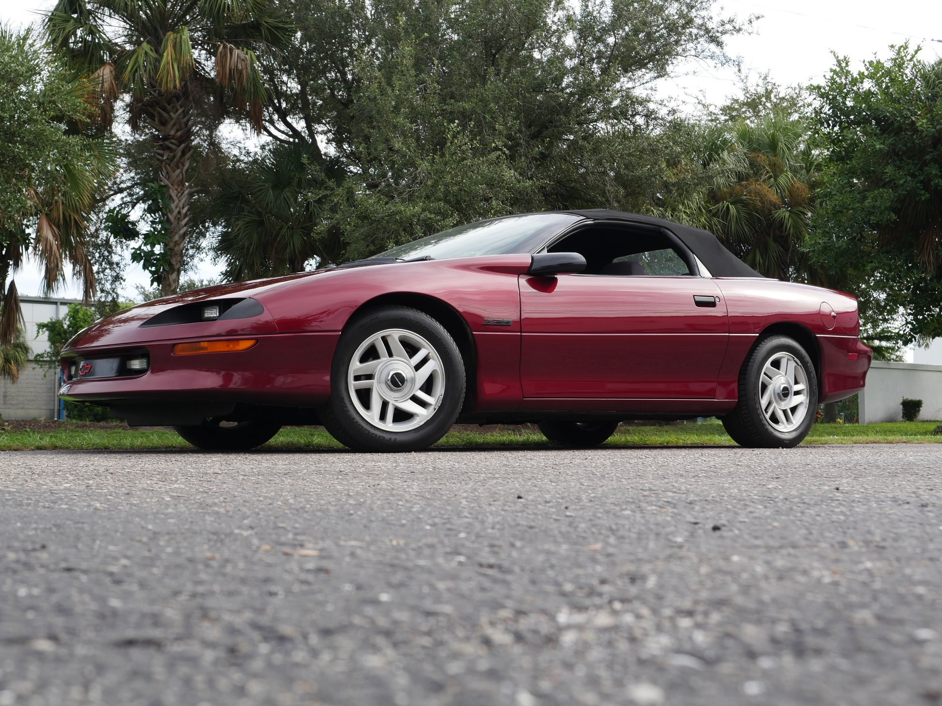 Used 1994 Chevrolet Camaro Z28 RWD image 10
