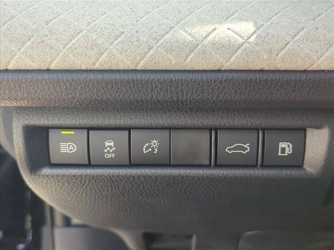 Used 2026 Toyota Camry XLE FWD image 13
