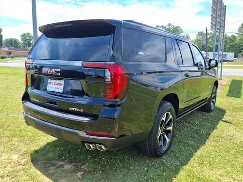 New 2026 GMC Yukon XL AT4 w/ AT4 Premium Plus Package AWD/4WD image 7