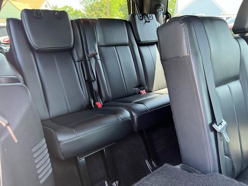 Used 2015 Ford Expedition Limited w/ Equipment Group 301A AWD/4WD image 16