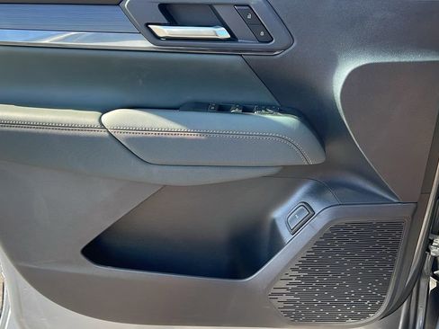 New 2026 GMC Terrain AT4 w/ Technology Package II image 22