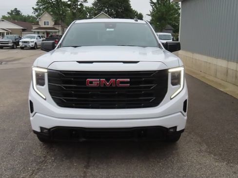 Used 2025 GMC Sierra 1500 Elevation AWD/4WD image 12
