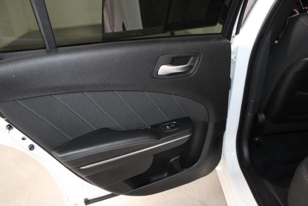 Used 2016 Dodge Charger R/T RWD image 21
