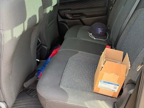 Used 2024 Ford Ranger XL RWD image 2