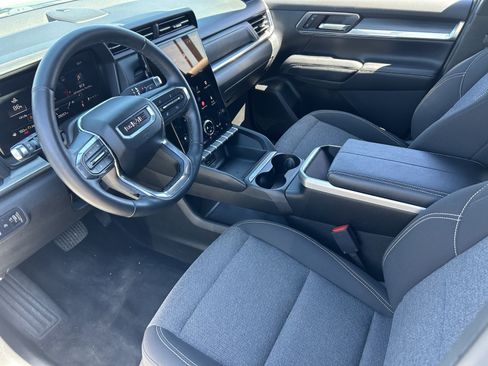 Used 2025 GMC Terrain Elevation AWD/4WD image 27