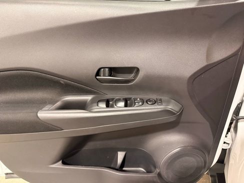 Used 2023 Nissan Kicks S image 12