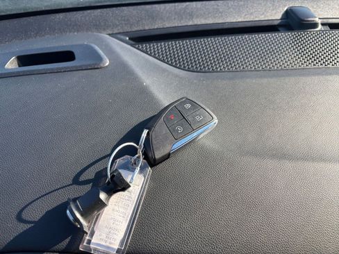 Used 2025 Chevrolet Equinox LT image 21