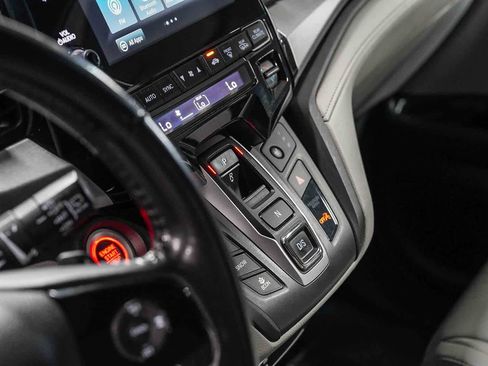 Used 2018 Honda Odyssey EX-L image 24
