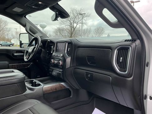 Used 2021 GMC Sierra 2500 Denali w/ Denali Ultimate Package AWD/4WD image 25