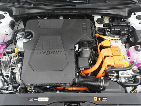 Certified 2025 Hyundai Elantra SEL w/ Cargo Package image 27