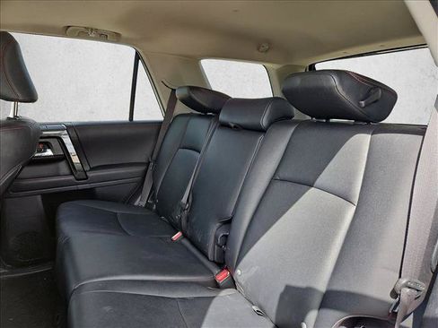 Used 2021 Toyota 4Runner Venture w/ Moonroof Package AWD/4WD image 19