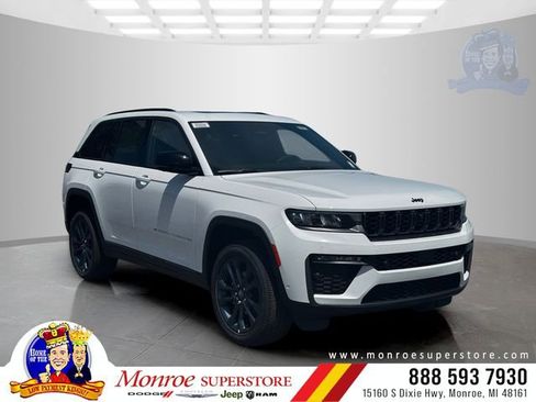 New 2026 Jeep Grand Cherokee Limited AWD/4WD image 1