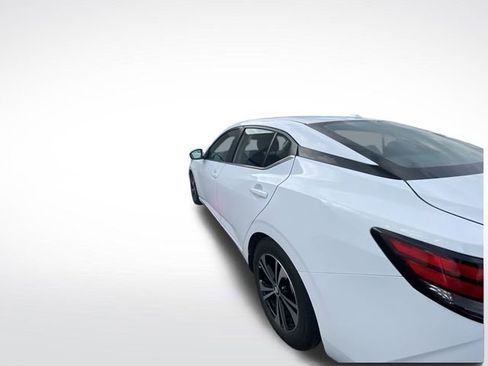 Used 2023 Nissan Sentra SV image 7