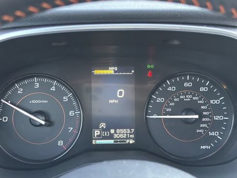 Used 2022 Subaru Crosstrek 2.0i Premium w/ Moonroof Package AWD/4WD image 25
