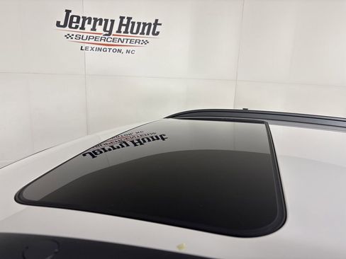 Used 2023 Hyundai Kona SEL w/ Convenience Package AWD/4WD image 7