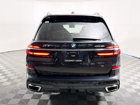 Used 2024 BMW X7 xDrive40i w/ M Sport Package image 4