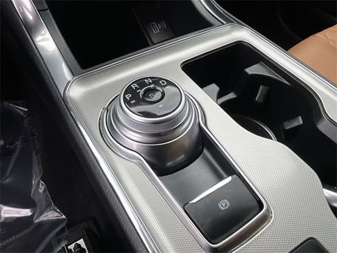 Used 2024 Ford Edge Titanium w/ Titanium Elite Package image 26