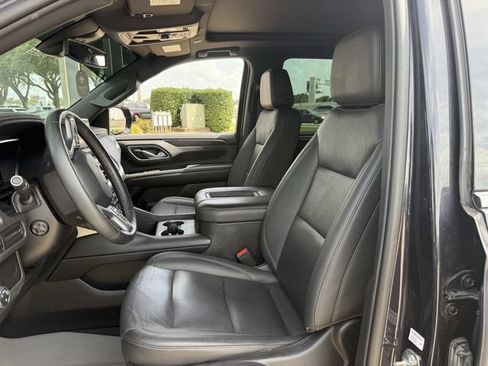 Certified 2022 Chevrolet Tahoe LT w/ Luxury Package AWD/4WD image 27
