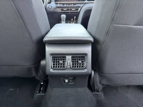 Used 2025 Toyota Camry LE FWD image 20