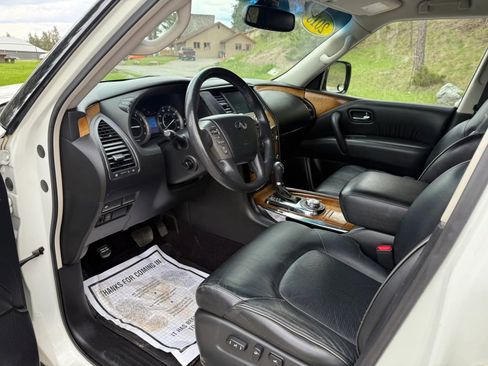 Used 2013 INFINITI QX56 4WD w/ Theater Pkg image 7