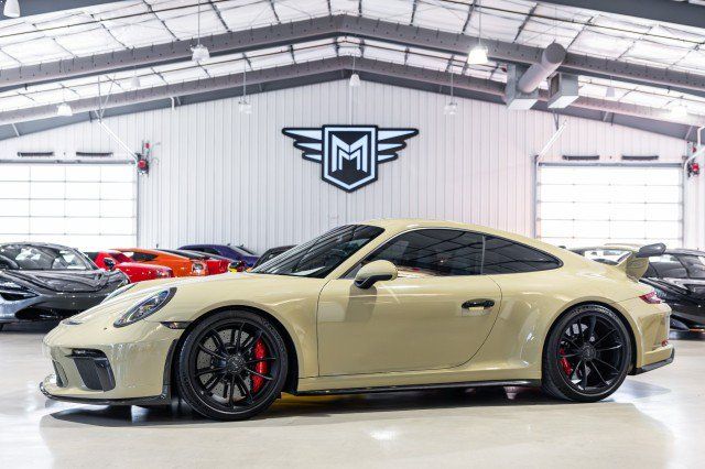 Used 2018 Porsche 911 GT3 RWD image 1