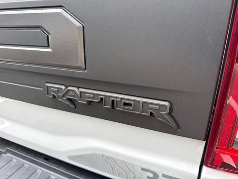 Used 2023 Ford F150 Raptor w/ Raptor 37 Performance Package AWD/4WD image 12