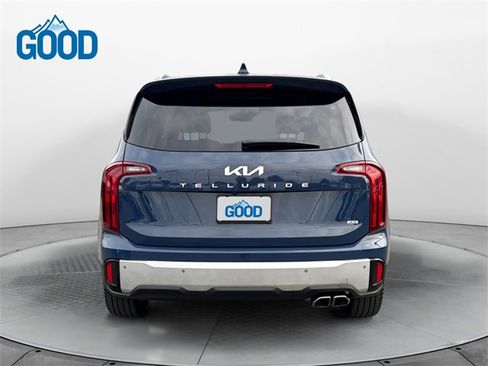 Used 2024 Kia Telluride S w/ S Sunroof Package image 4