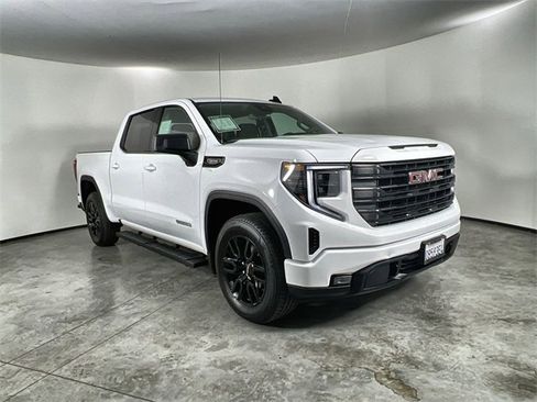 Used 2025 GMC Sierra 1500 Elevation image 2