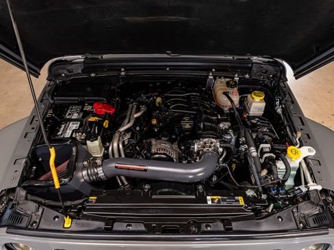 Used 2022 Jeep Gladiator Overland w/ Popular Equipment Package image 28